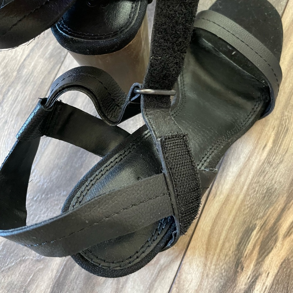Splendid Black Heeled Sandals Size 8 - Picture 9 of 9